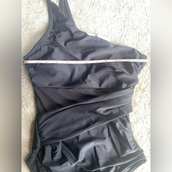 Black Cupshe One-Piece women’s Swimsuit NWT XS - Picture 3 of 8
